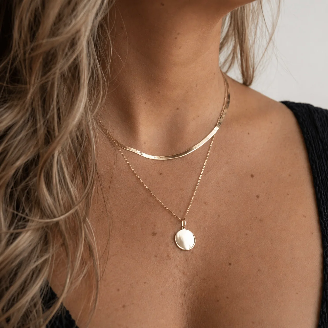 10K Gold Engravable Medium Round Charm - Image 2
