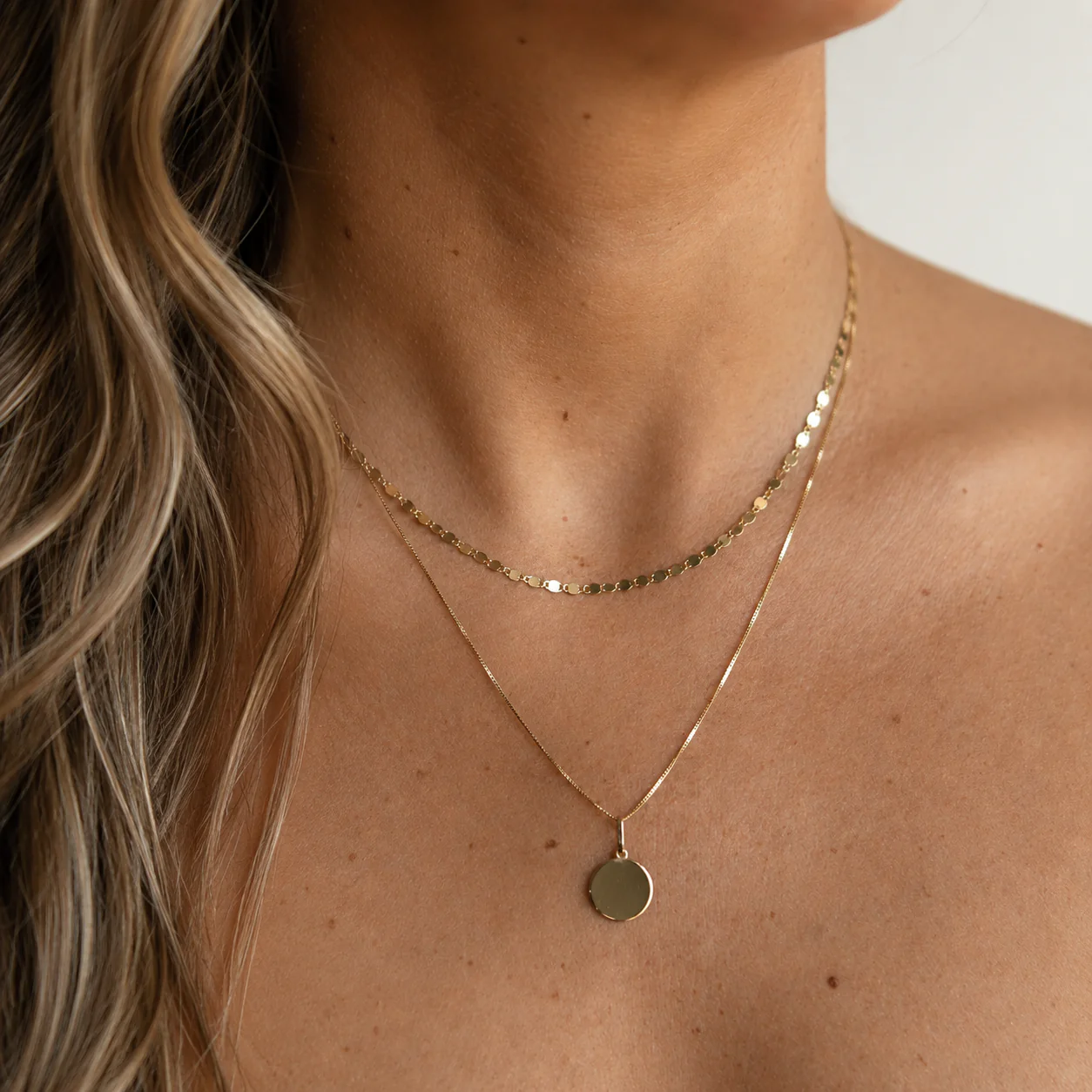 10K Gold Engravable Small Round Charm - Image 4