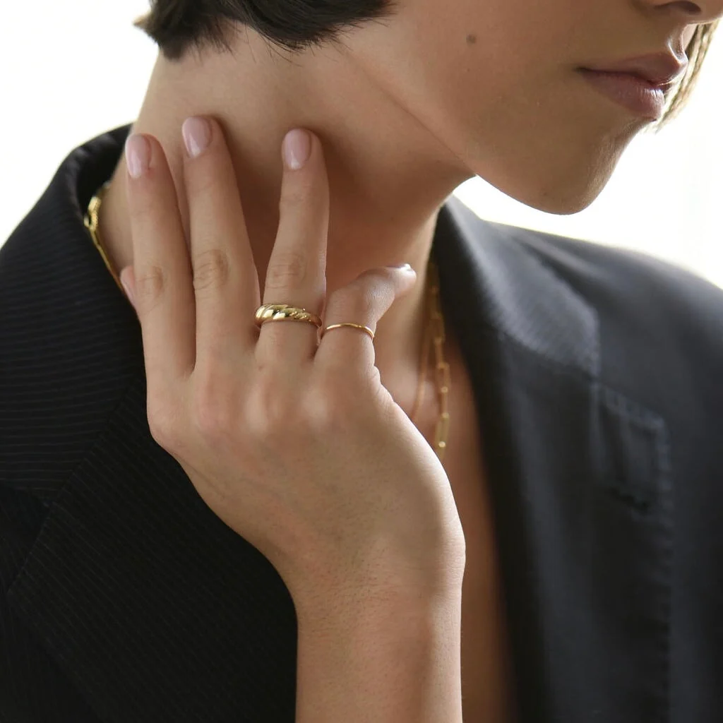 10K Gold Ginny Thin Band Ring - Image 4