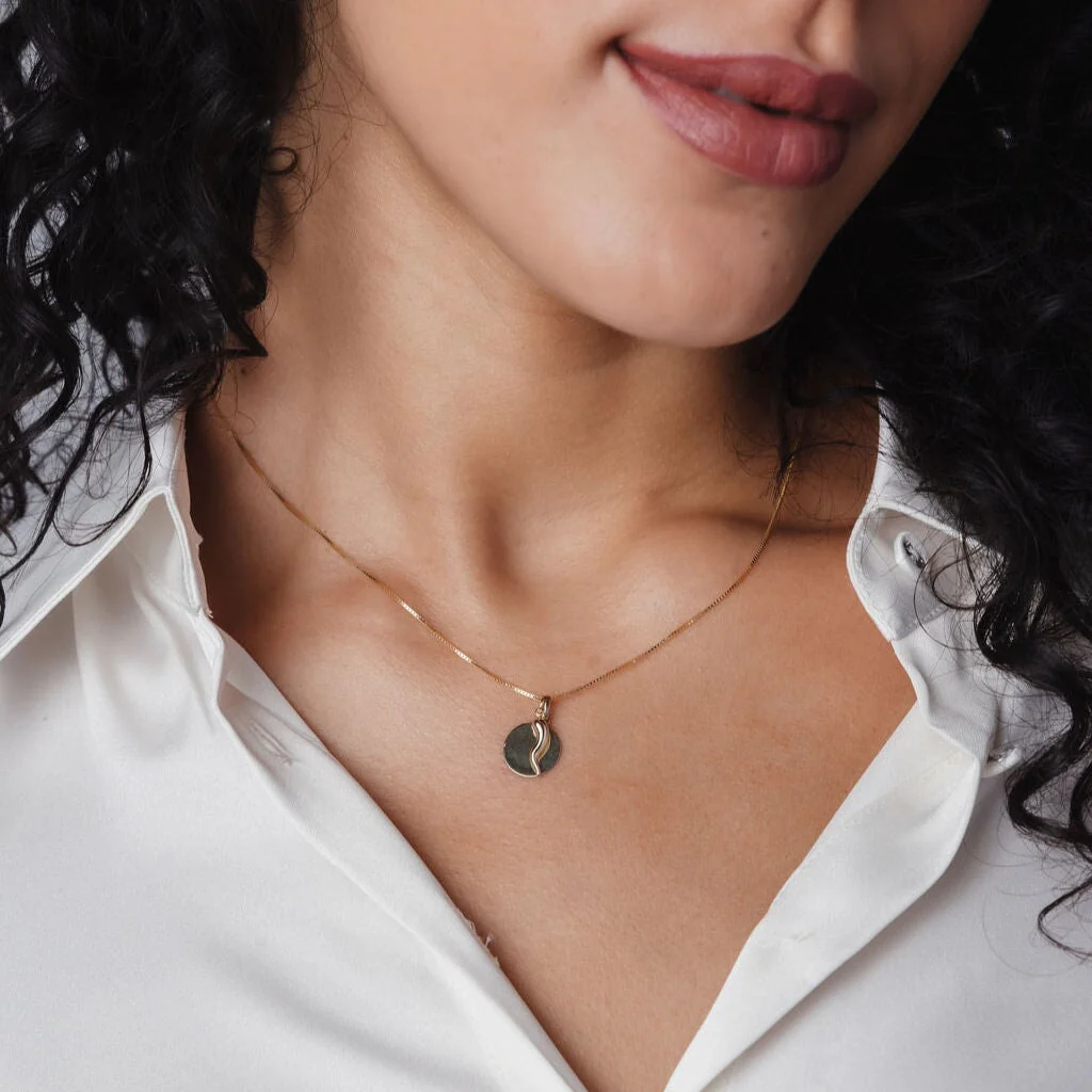 10k Mini Lucky Horn charm - Image 4