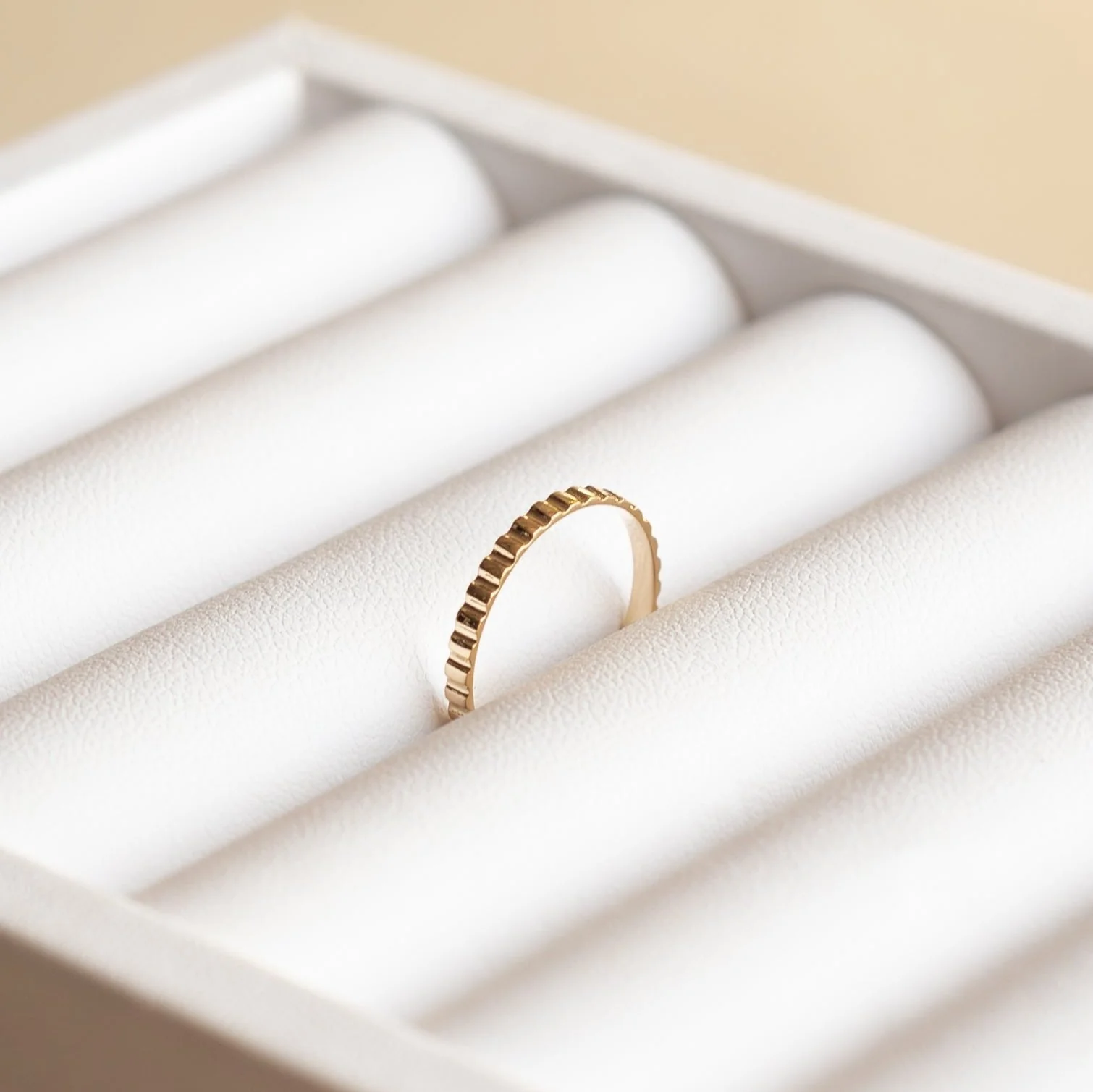 14K Gold Fluted Ring - Image 3