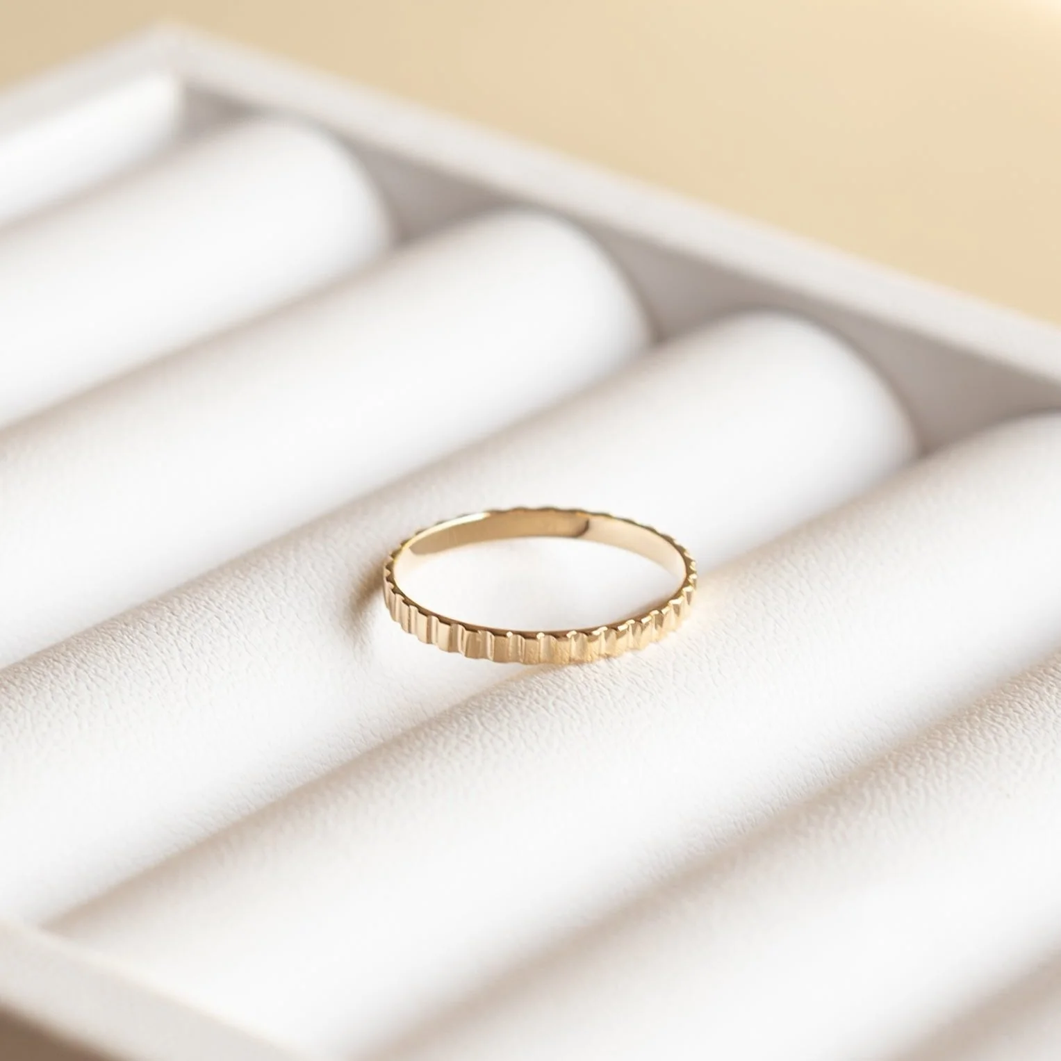 14K Gold Fluted Ring - Image 4