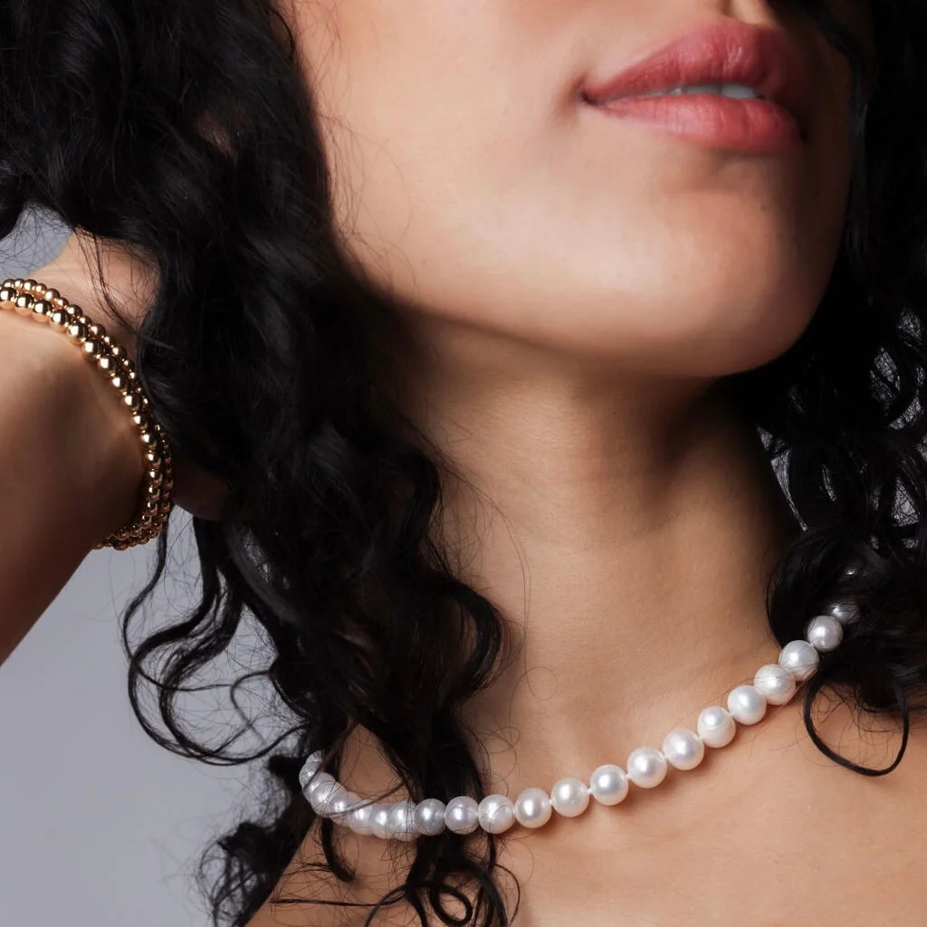 Classic Pearl Necklace - Image 2
