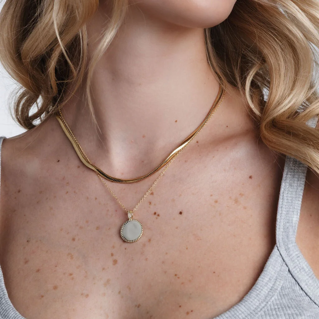 Engravable Medallion Necklace - Image 5