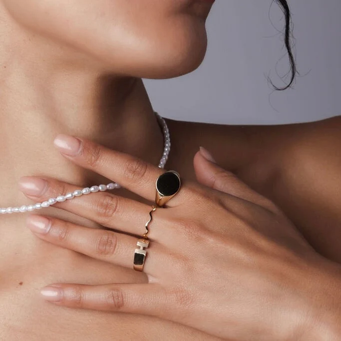 Jillian Pearl Necklace - Image 3