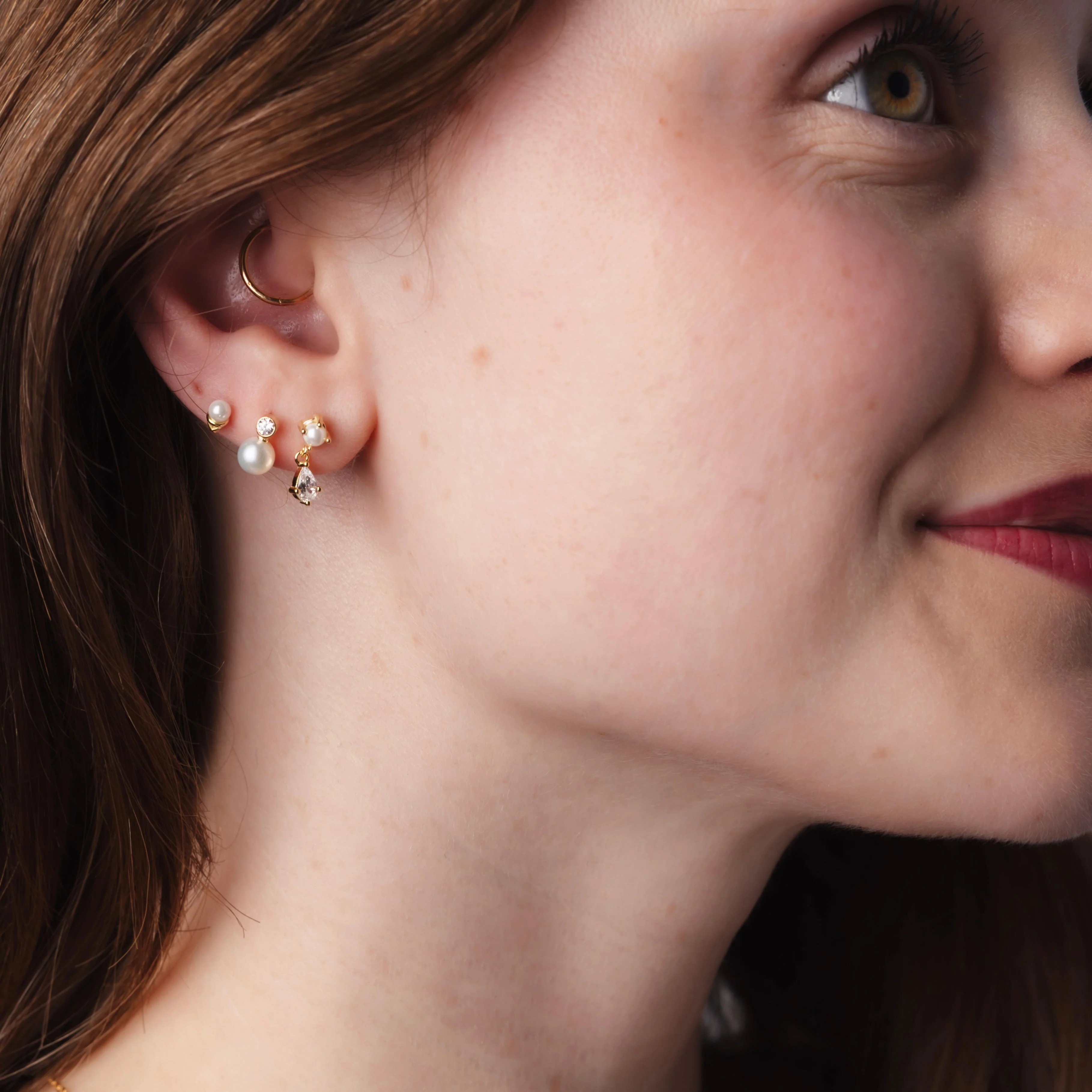 Pearl Flat Back Single Studs - Image 4