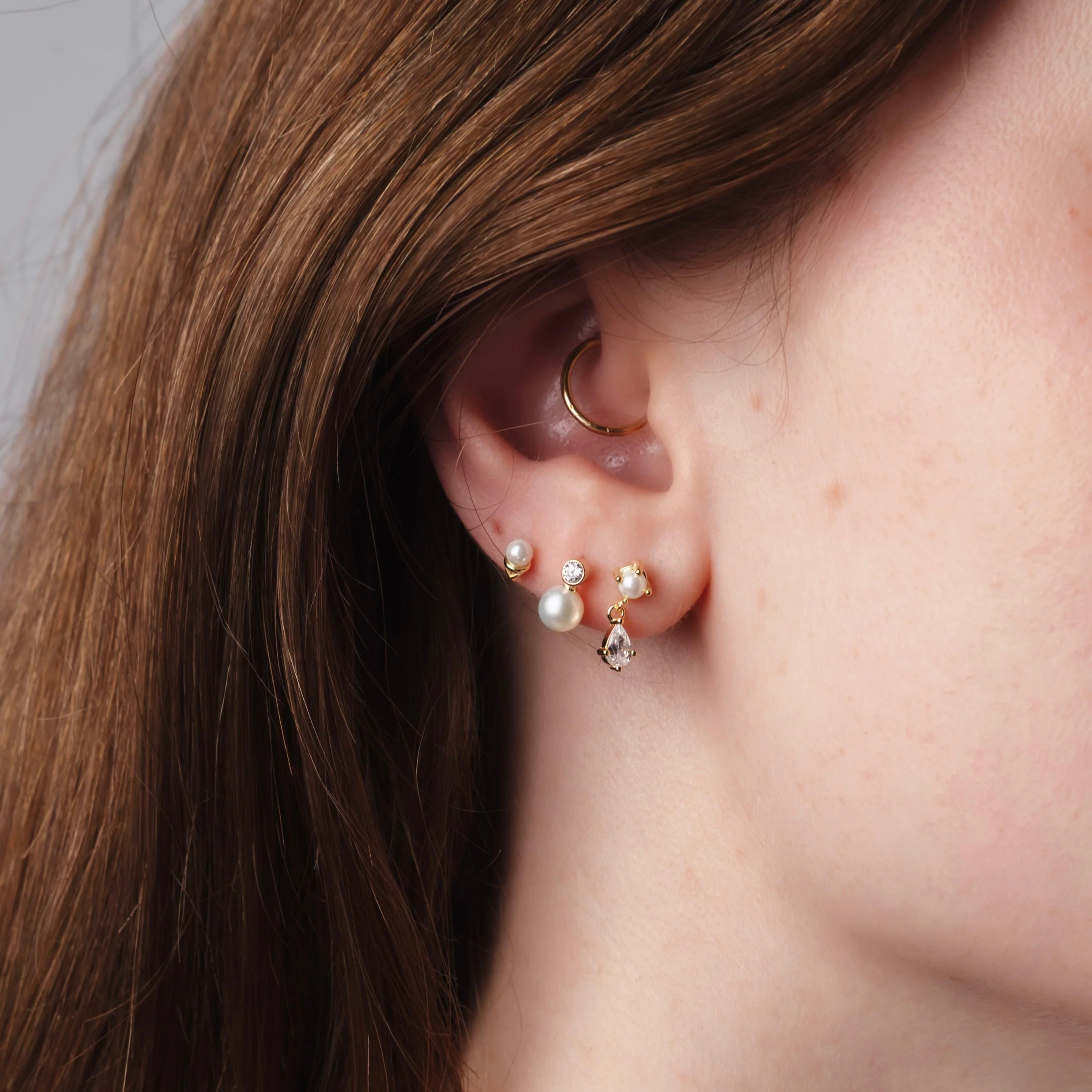 Pearl Flat Back Single Studs - Image 5