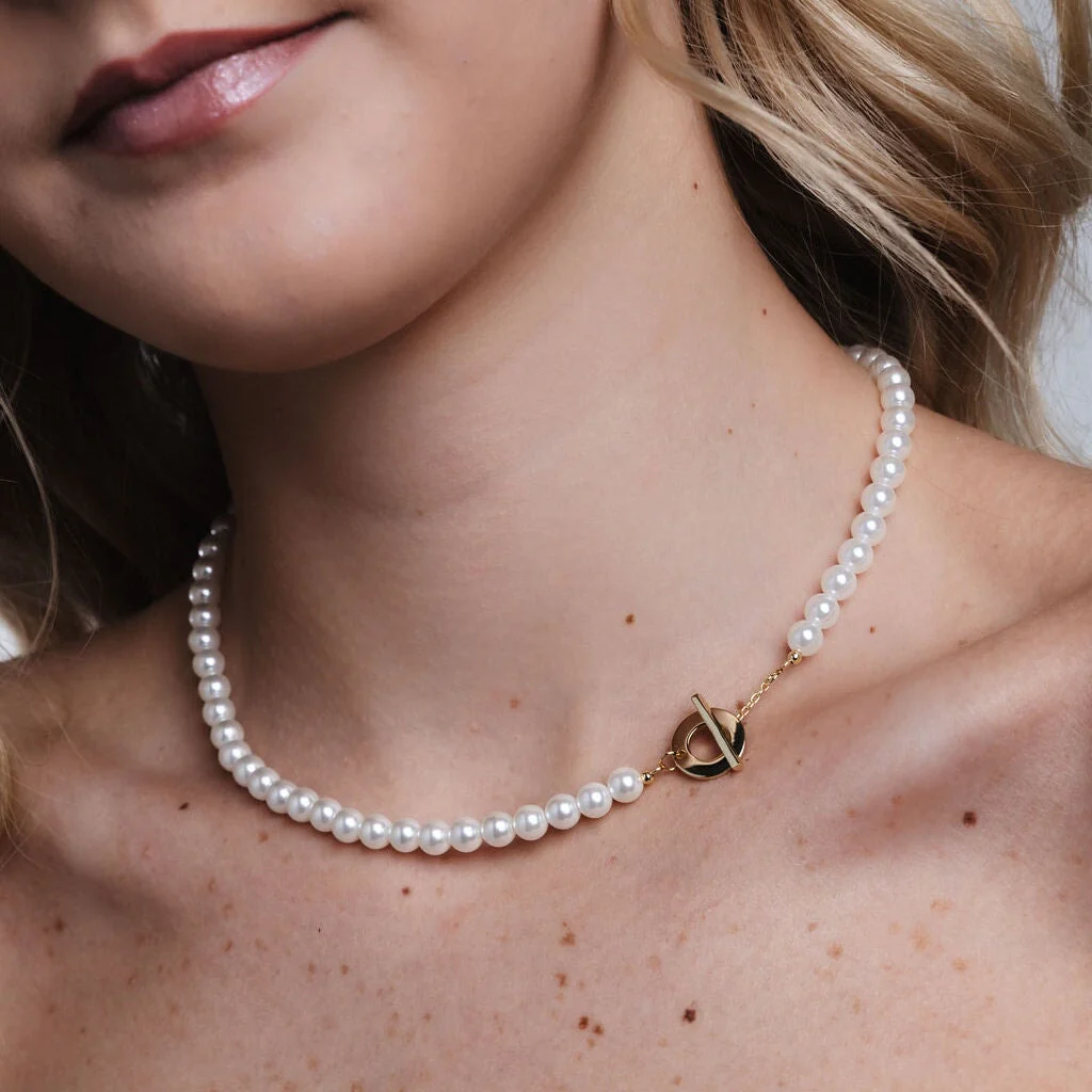 Pearl Necklace with Toggle Clasp - Image 2