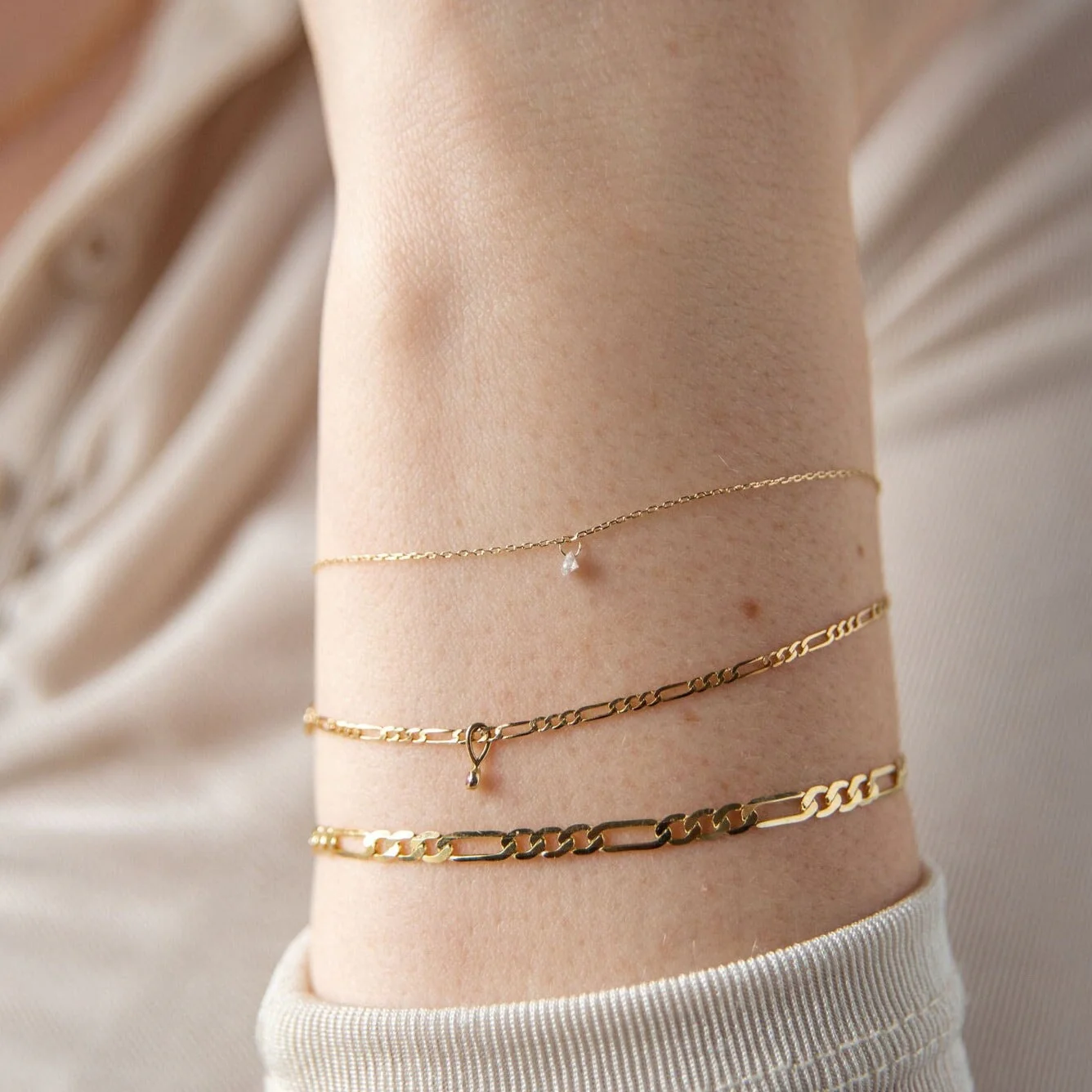 Solid gold Permanent Welded Bracelet - Image 2